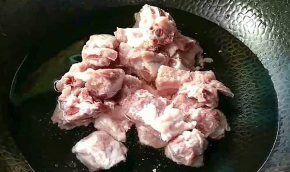 sườn xào chua ngọt, món ngon từ sườn, món ngon mỗi ngày