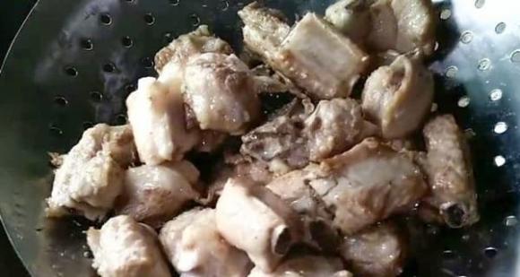 sườn xào chua ngọt, món ngon từ sườn, món ngon mỗi ngày