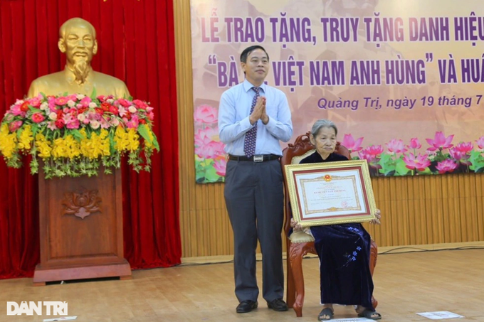 26 mẹ được phong tặng, truy tặng danh hiệu Bà mẹ Việt Nam anh hùng