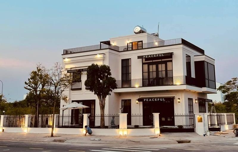 Quốc Trường giàu có sống độc thân trong biệt thự 40 tỷ